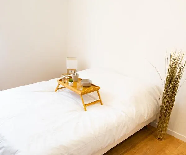 Confort Avec Parking Prive A 公寓